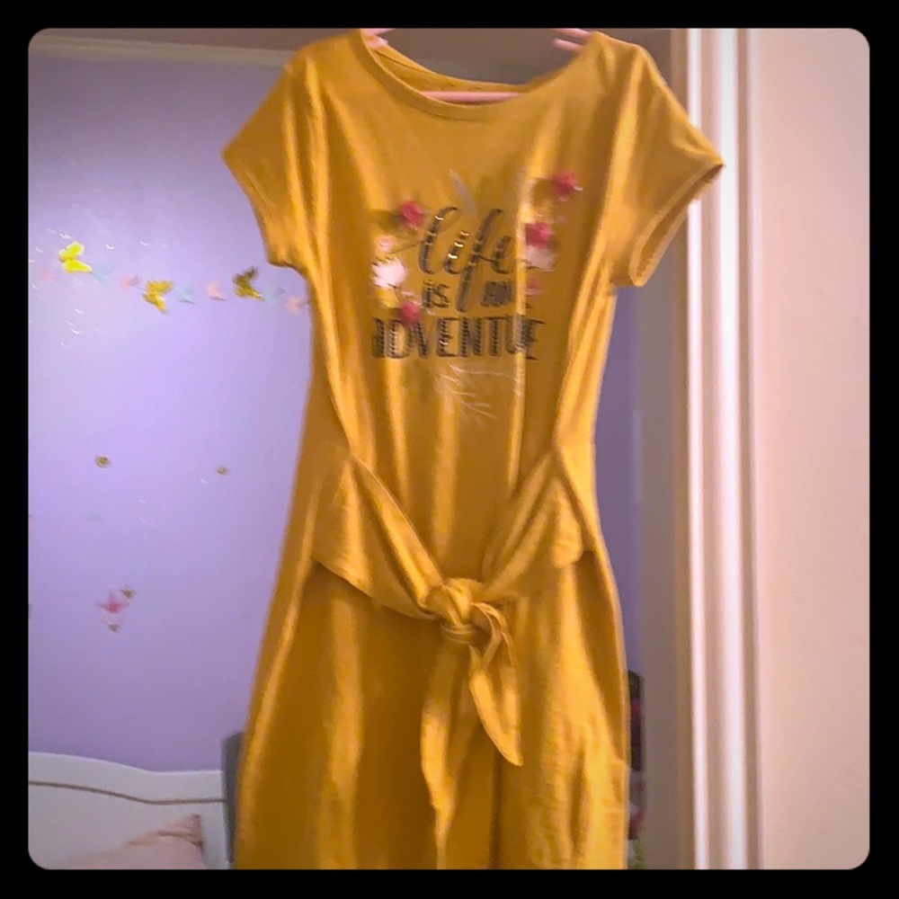 Girls dress